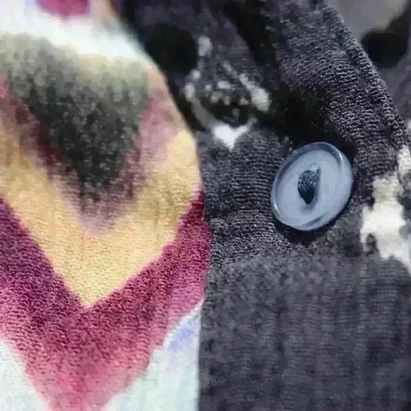 DESIGUAL Roll Tab Sleeve Aztec Pattern Crochet Button Up Blouse Top Women Medium - Picture 7 of 12